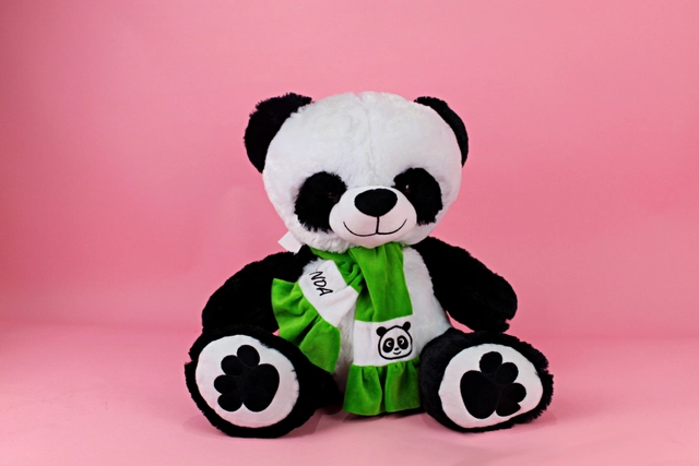 Bouquet 24 Rosas con Follaje, Peluche Panda y Globo Corazón