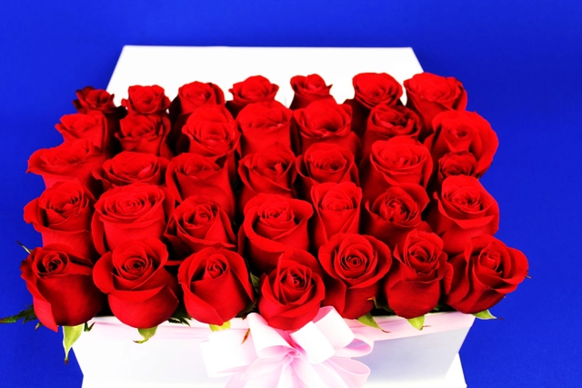 Caja con 35 Rosas