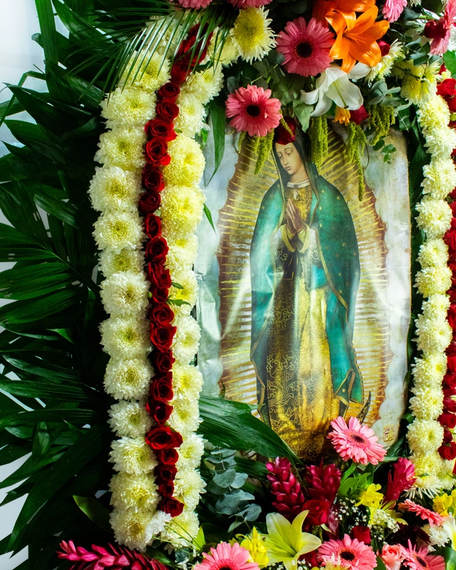 Corona de Flores Virgen de Guadalupe