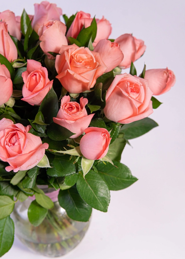 Jarrón con 24 Rosas Claras